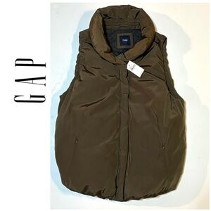 NWT Gap Puffer Vest S in Brown / Olive